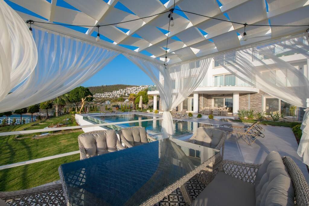 Beach Front Super Villa Boss 2 Bodrum Bagian luar foto