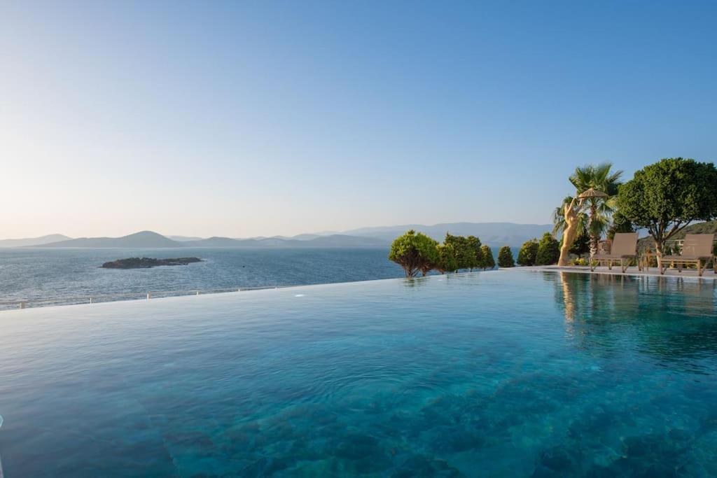 Beach Front Super Villa Boss 2 Bodrum Bagian luar foto